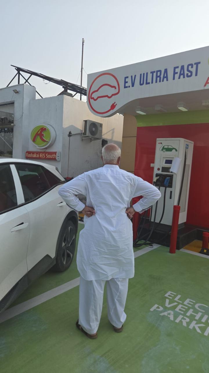 Photo of Rashakai Service Area South (M-1) EV charging station in Rashakai