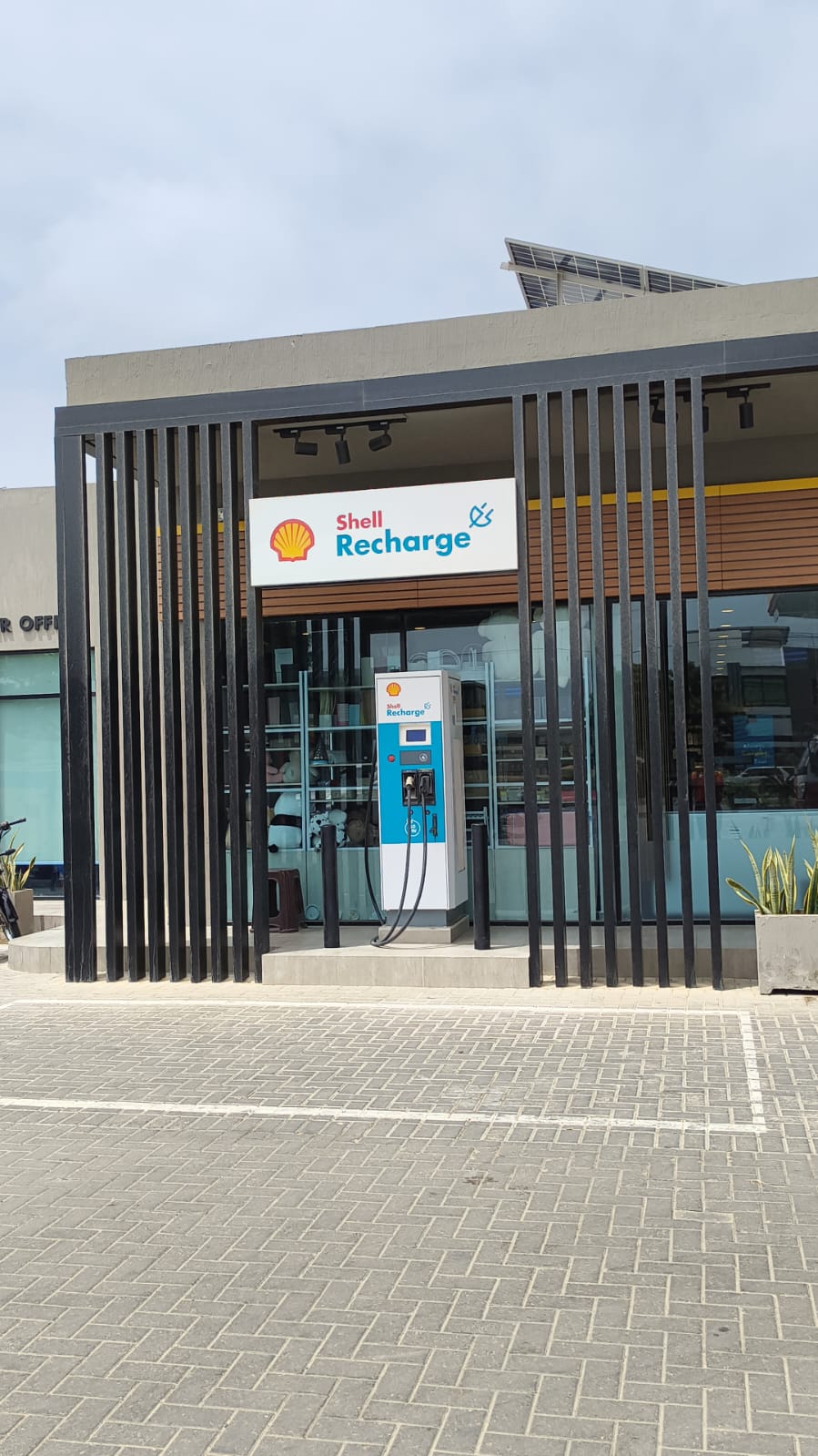Photo of Shell Recharge – Creek Vista, DHA Phase 8 EV charging station in Karachi